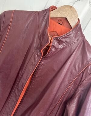 Vintage The Tannery Burgundy Leather Bomber Jacket Montgomery Ward Korea Size L